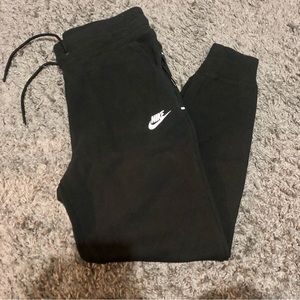 Black Nike Sweatpants